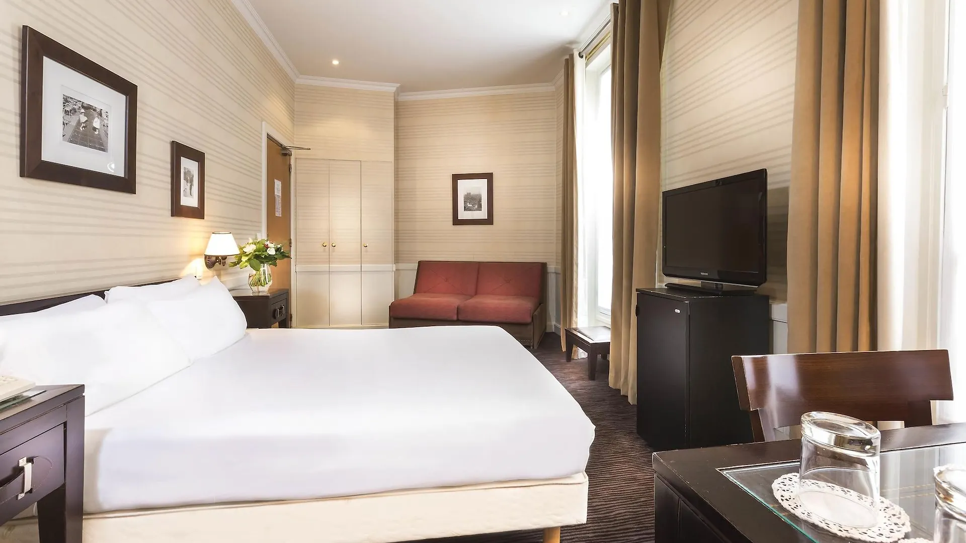 Otel Elysees Union 3*