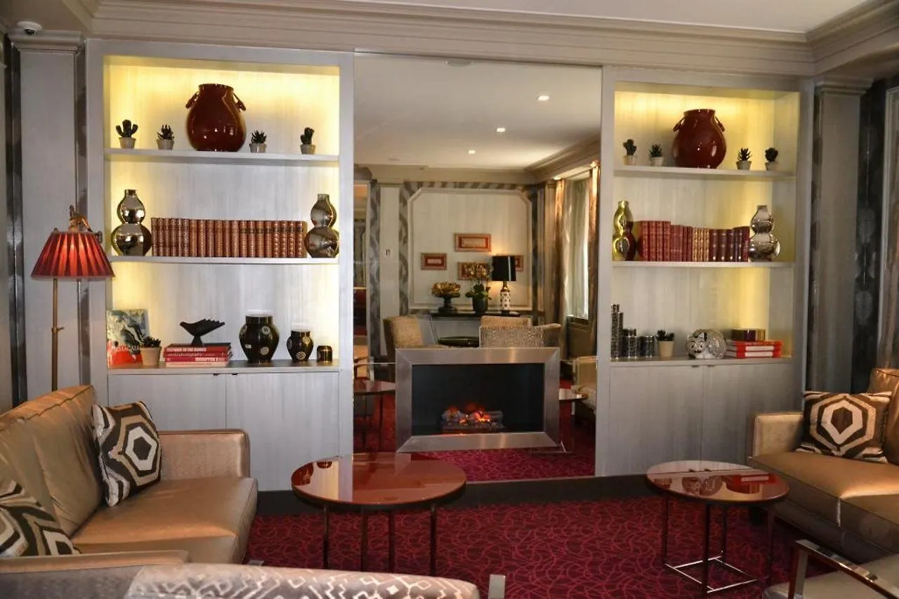 Otel Elysees Union 3*